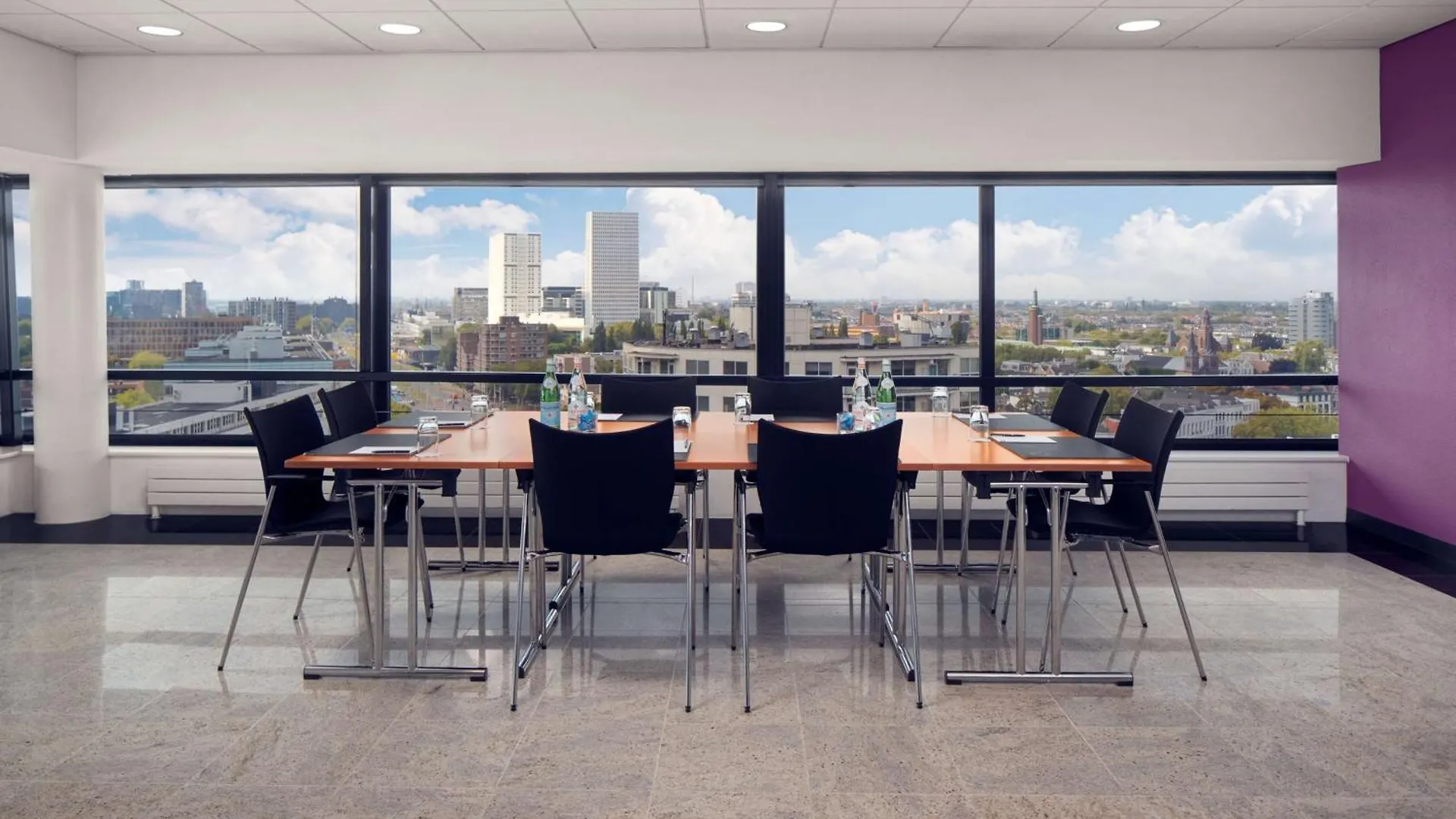 Doubletree By Hilton Rotterdam Centre Hotell