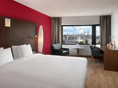 Doubletree By Hilton Rotterdam Centre Hotell 4*,  Nederländerna