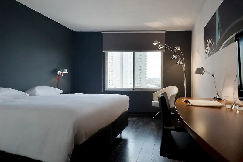 Doubletree By Hilton Rotterdam Centre Hotell