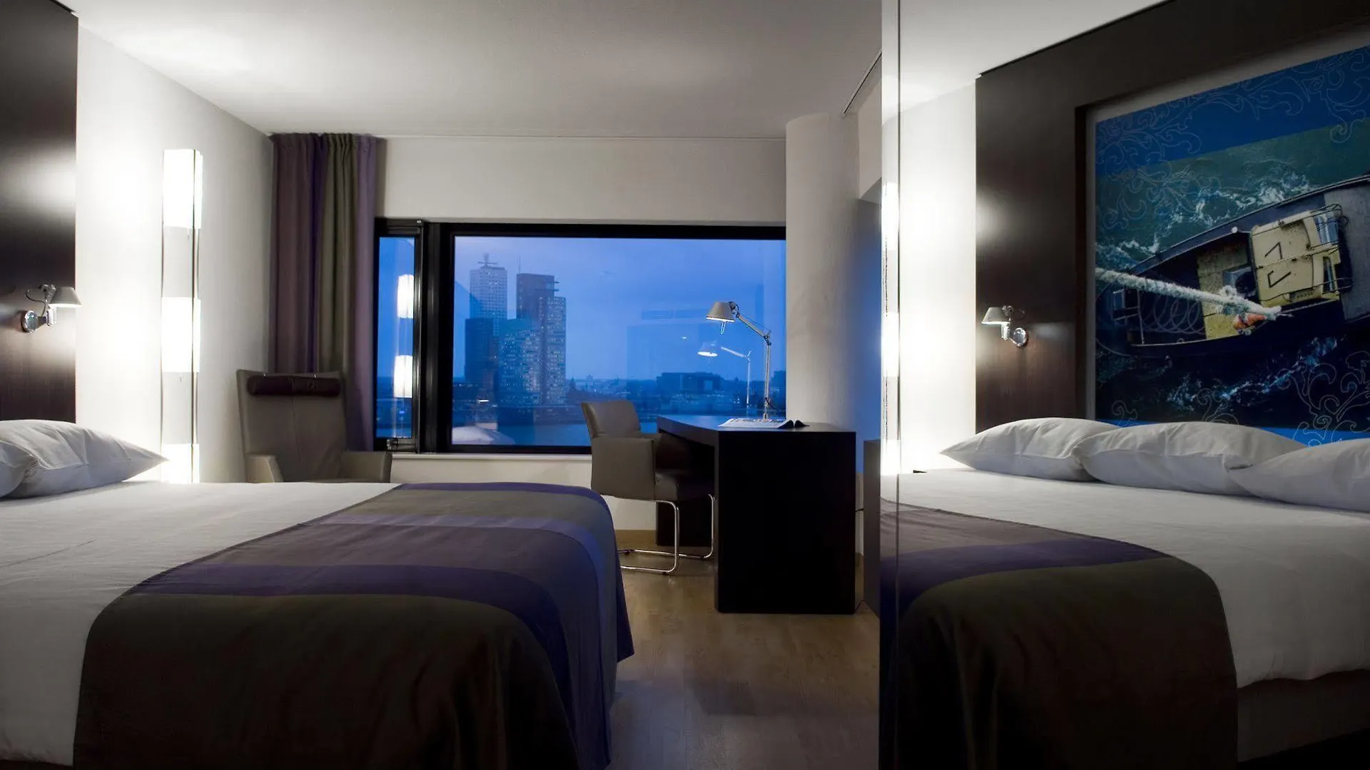 Doubletree By Hilton Rotterdam Centre Hotell